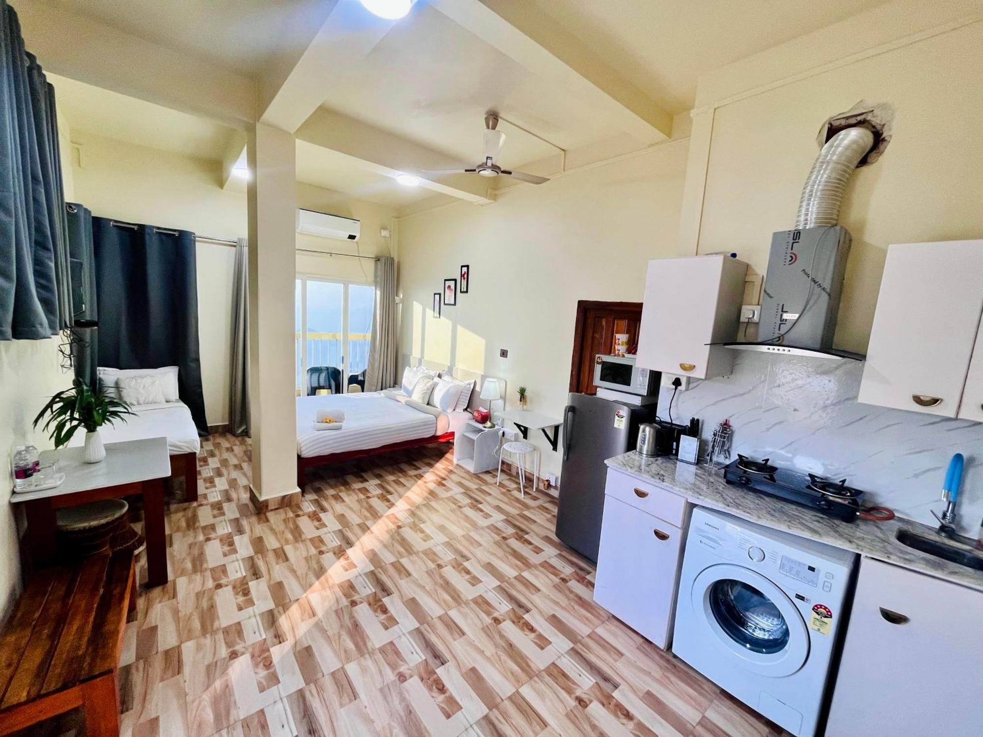 Aizawl Guest House Apartments Экстерьер фото